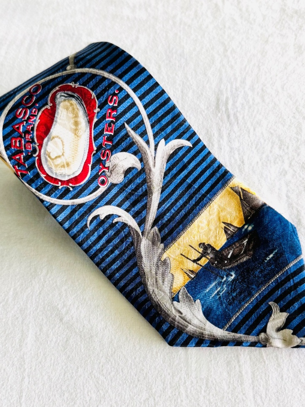 Tabasco Silk Tie Oysters Hot Sauce Fisherman Nautical Made in USA Vintage 60x4